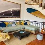 Santa Cruz Surf House By Stoke Travel Bed and breakfast *