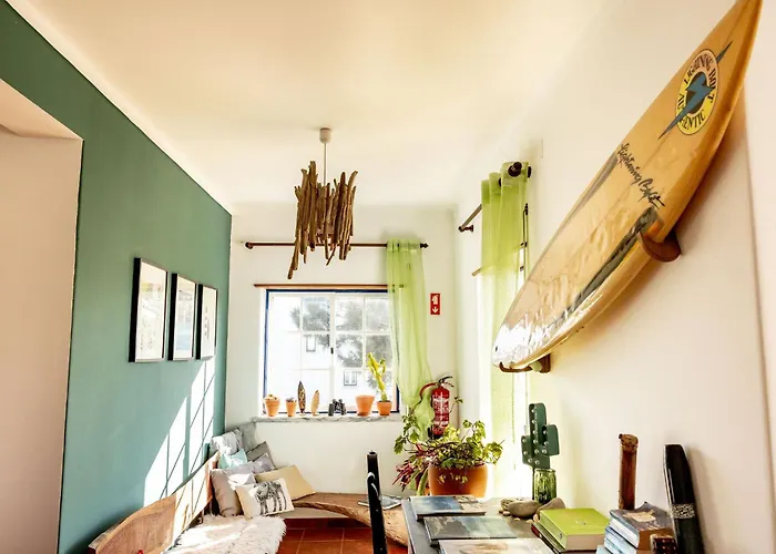 Santa Cruz Surf House By Stoke Travel A dos Cunhados