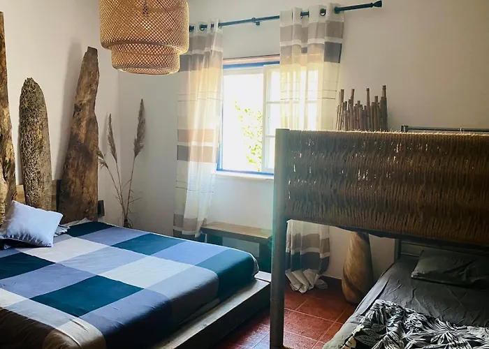 Bed & Breakfast Santa Cruz Surf House By Stoke Travel A dos Cunhados