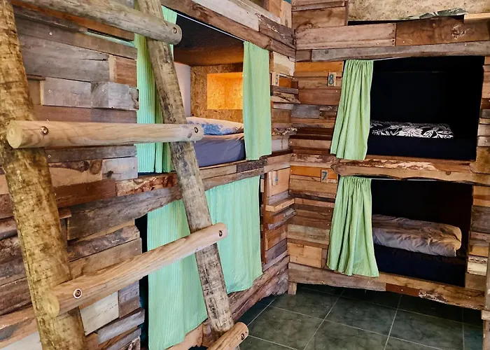 Bed & Breakfast Santa Cruz Surf House By Stoke Travel